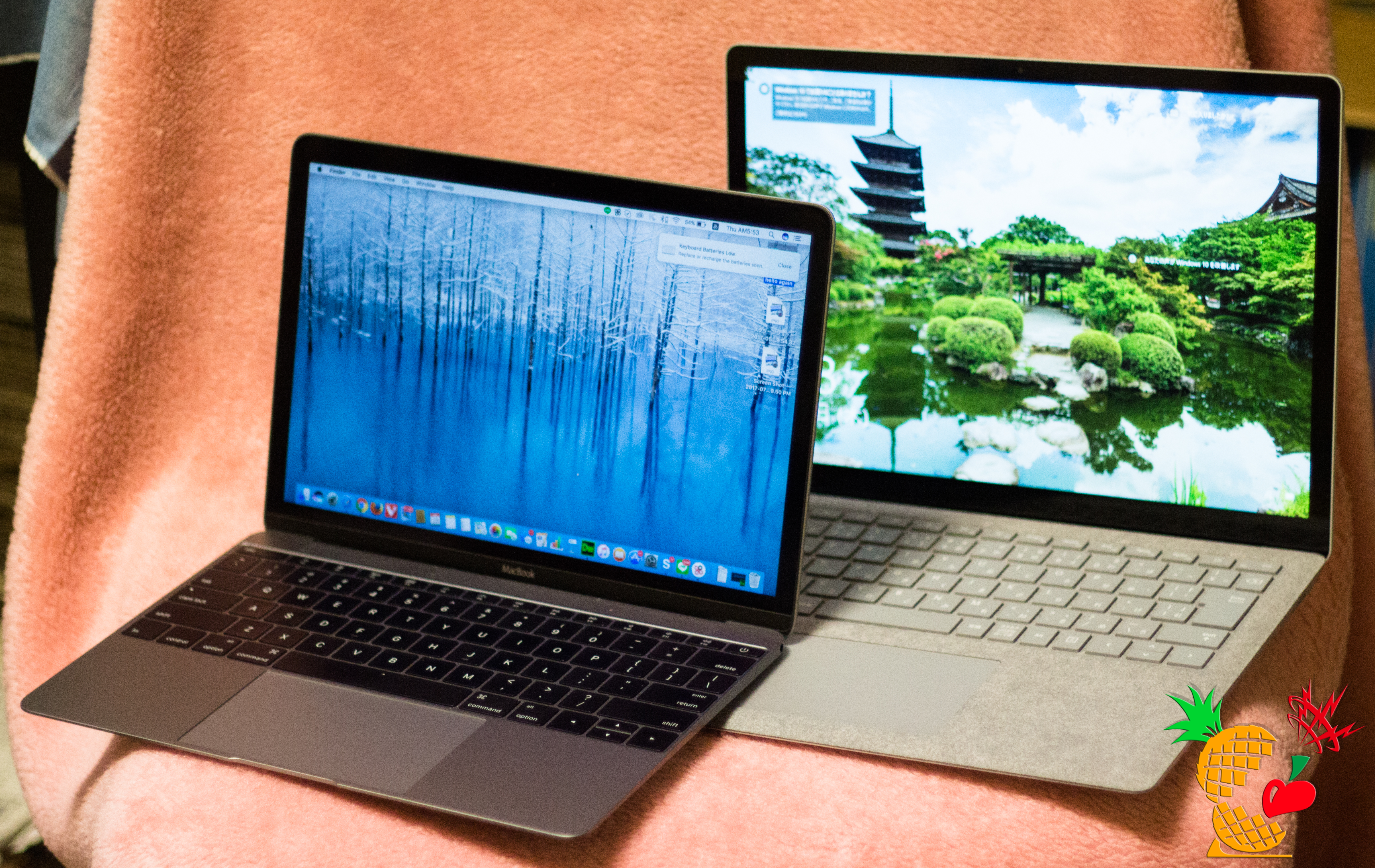 Surface Laptop／MacBook