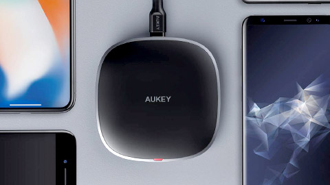 【AUKEY】Qi 対応ワイヤレス充電器「AUKEY LC – Q6」の 37% OFF セールを期間限定で開催。超薄型・軽量なので持ち運びも便利。【～ 2019年1月14日】