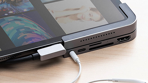 iPad Pro 2018年モデル用 USB ハブ 400 - ADR324GY