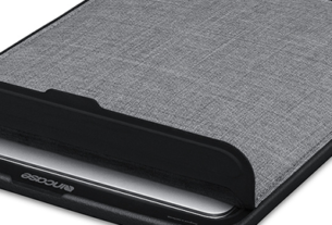 Incase 13 inch ICON Sleeve with Woolenex for MacBook Pro - Thunderbolt 3 Port（USB - C）