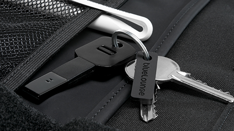 【Bluelounge】カギ型充電アダプター “Kii” をリリースへ