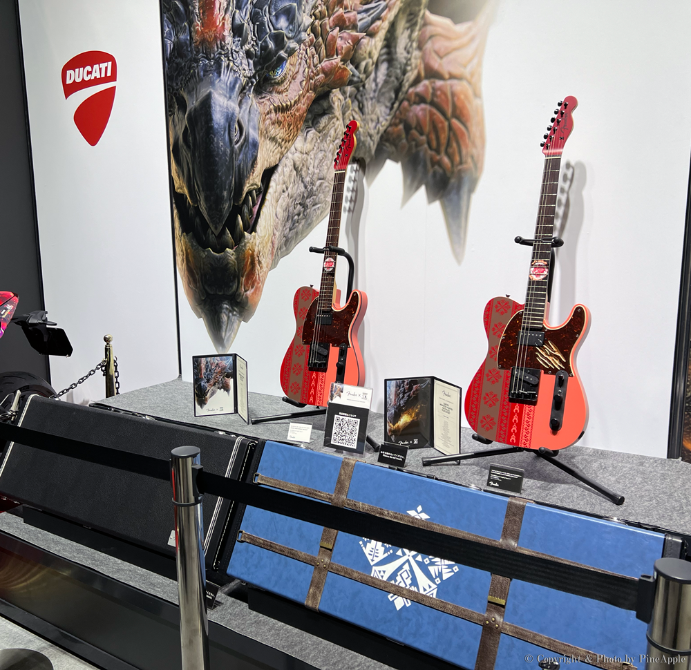 Monster Hunter Rathalos Telecaster®（モンスター ハンター リオレウス テレキャスター） & Limited Monster Hunter Rathalos Telecaster®（モンスター ハンター リオレウス テレキャスター）