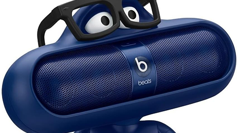 【Beats】”Beats Pill Dude スピーカー スタンド” に新色となる “Blue（ブルー）” をリリース