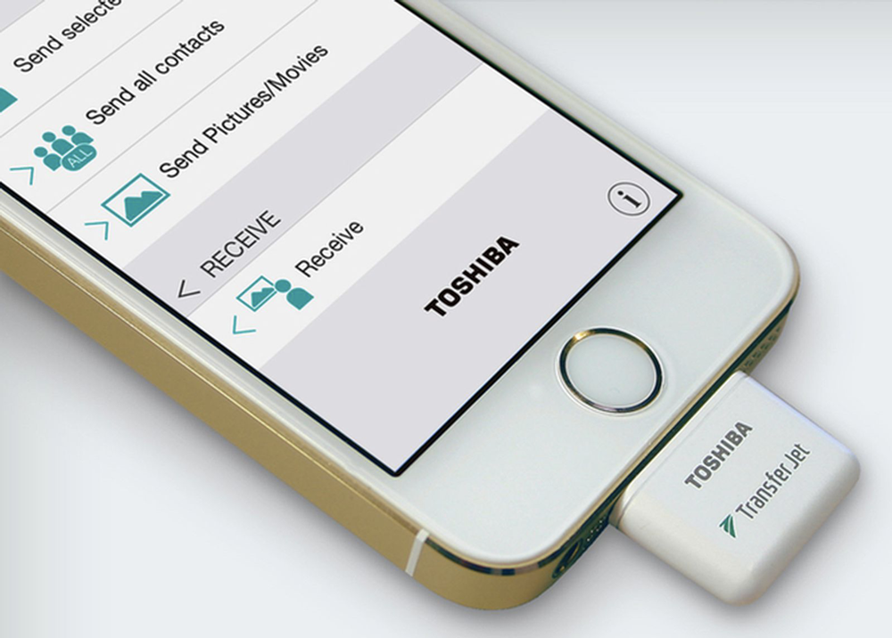 【TOSHIBA】”iPhone”、”iPad” に対応した “TransferJet™” アダプター “TJM35420LT” を発表のサムネイル画像