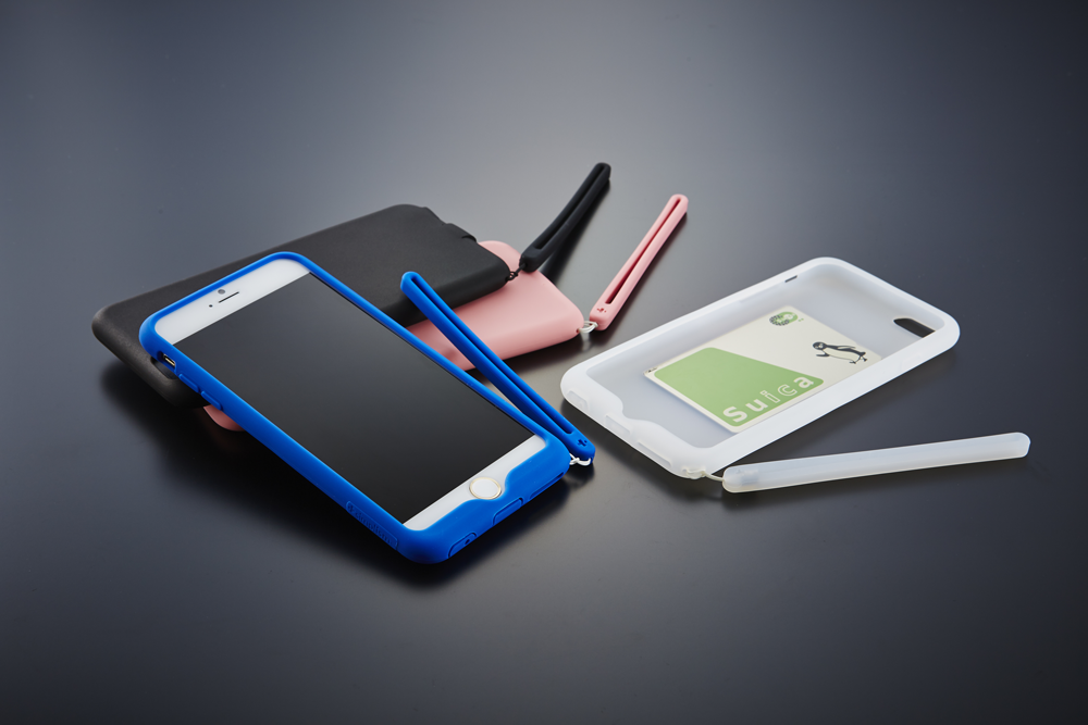 【Simplism】内側にカードが収納できるシリコン ケース “Simplism Silicone Case with Card Pocket for iPhone 6 Plus” をリリースのサムネイル画像