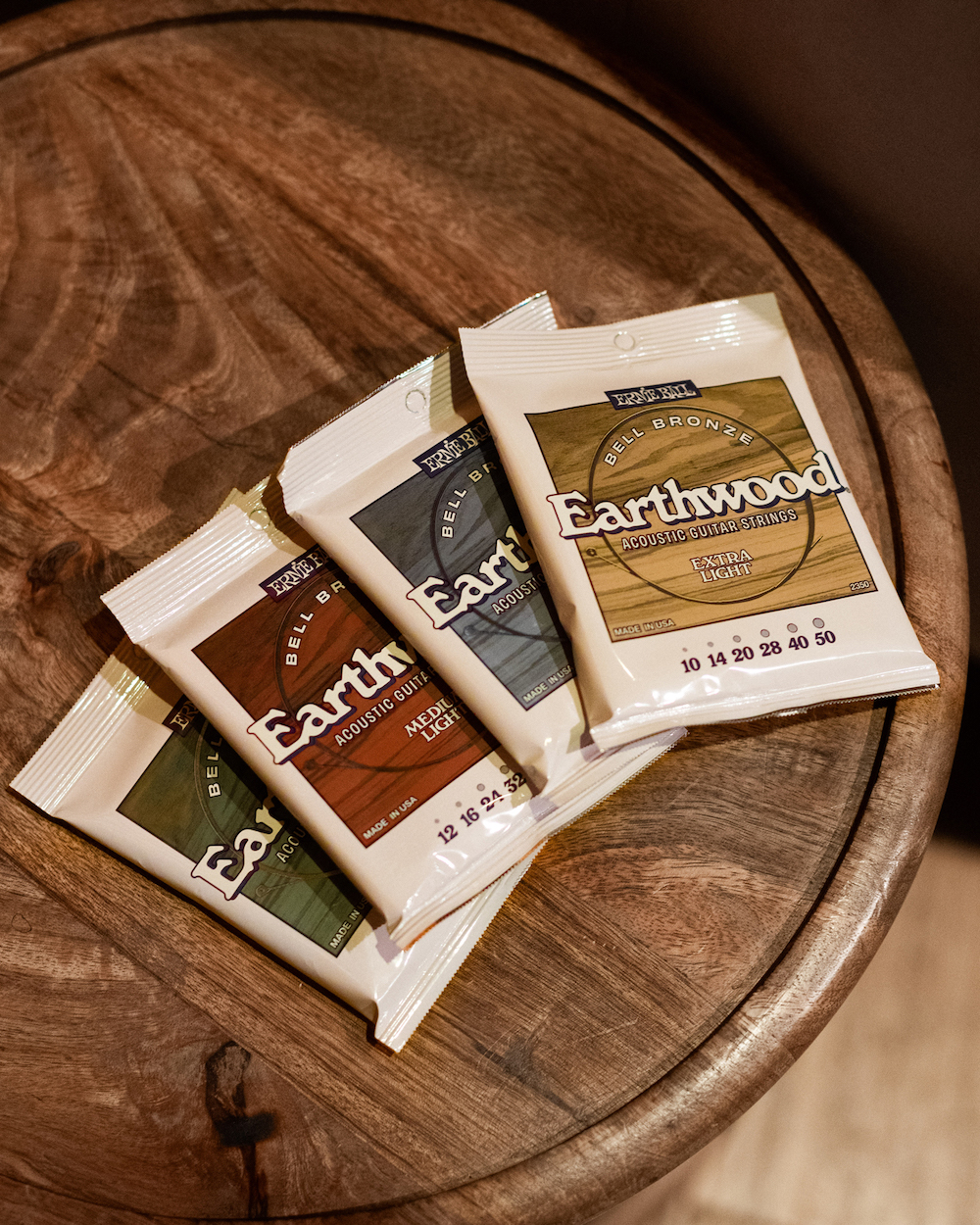 Ernie Ball：Earthwood Bell Bronze